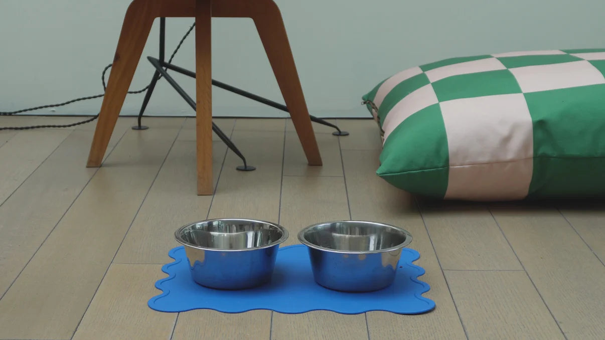 Tapis de gamelle Rose